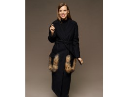 Пальто "Chic fashion" с меховыми карманами енота черное-foto3
