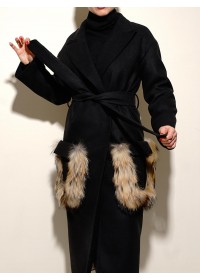 Пальто "Chic fashion" с меховыми карманами енота черное-foto2